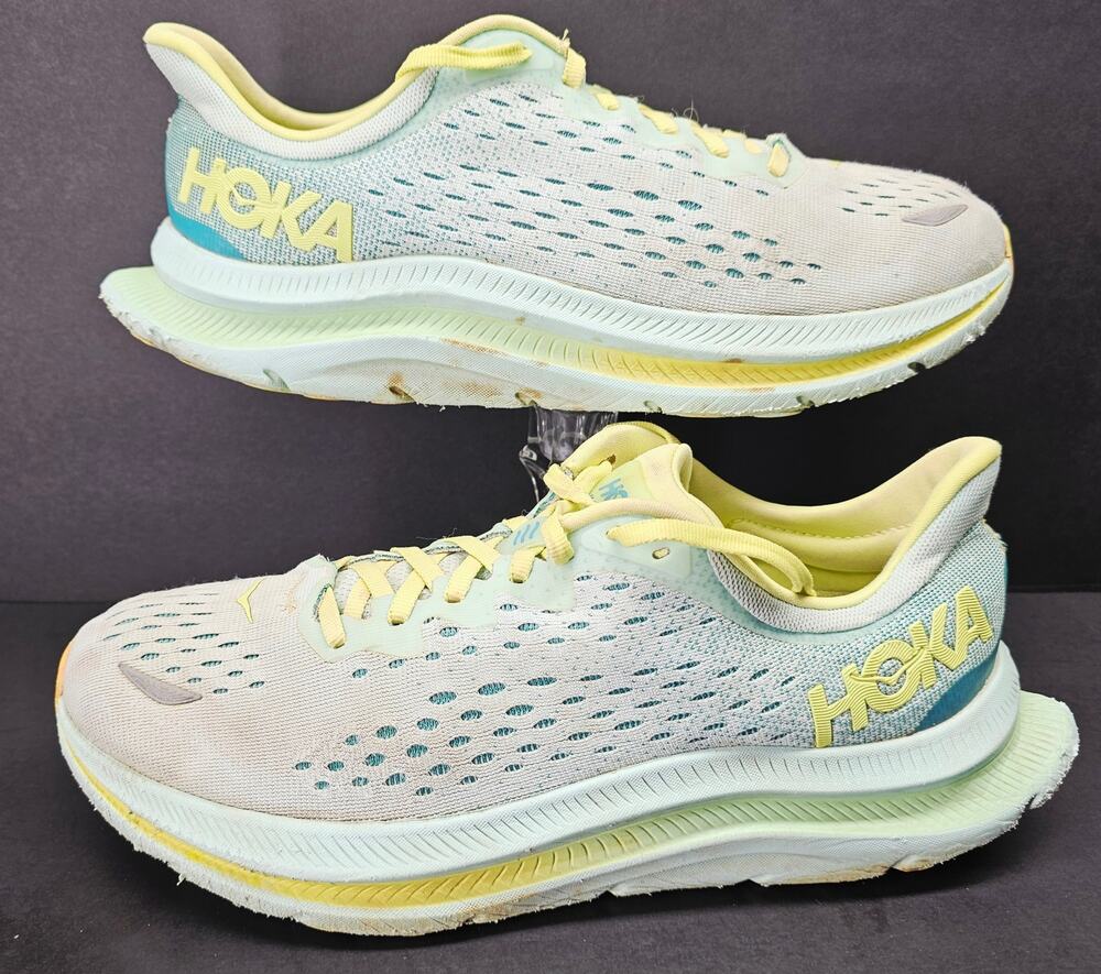 Hoka Women 9.5 Comfy footwear//